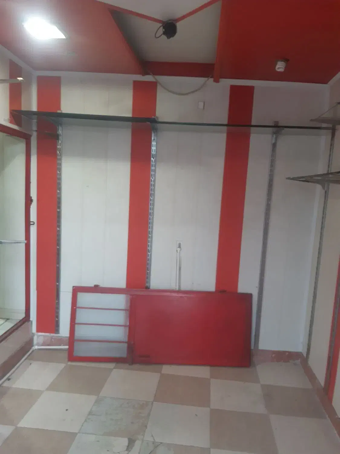 دو عدد مغازه|اجارهٔ مغازه و غرفه|بروجرد, |دیوار