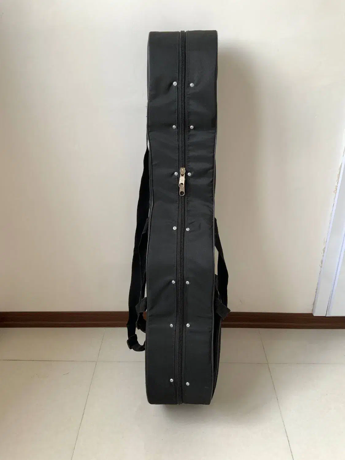 هارد کیس گیتار کلاسیک (کاملا نو زیر قیمت)|گیتار، بیس، امپلیفایر|زنجان, |دیوار