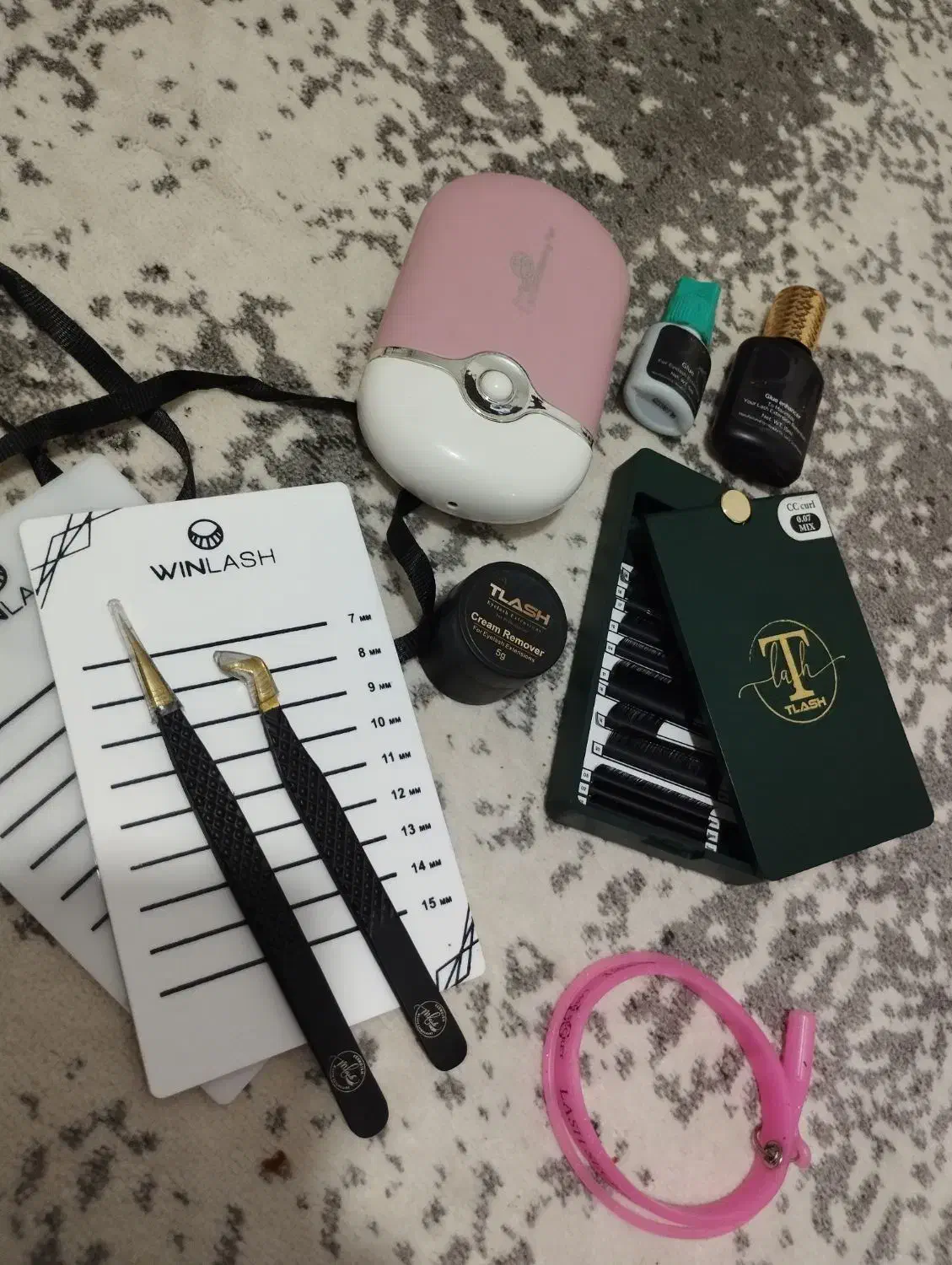 وسایل کاشت مژه|آرایشگاه و سالن‌های زیبایی|گلبهار, شهر جدید گلبهار|دیوار