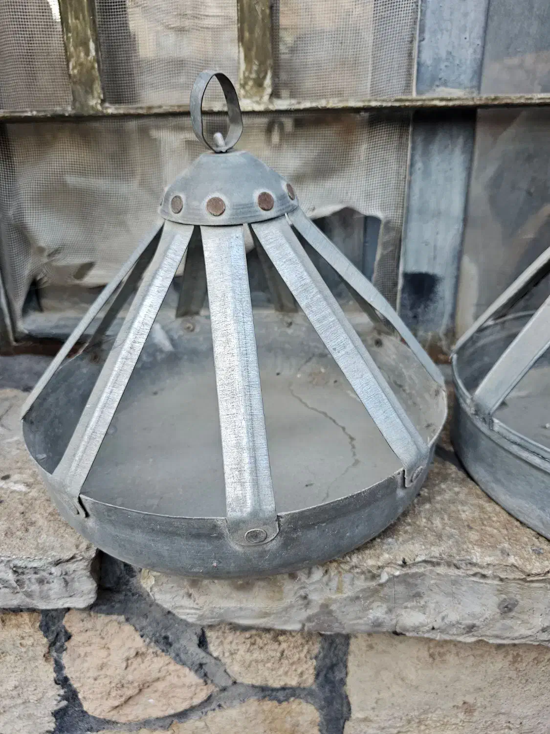 آب خوری|لوازم جانبی حیوانات|دهق, |دیوار