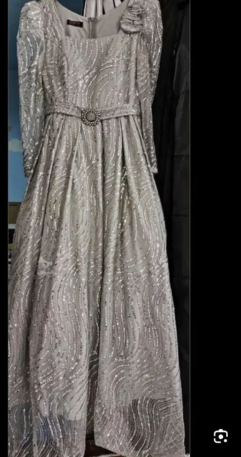 پیراهن مجلسی|لباس|خرمآباد, |دیوار