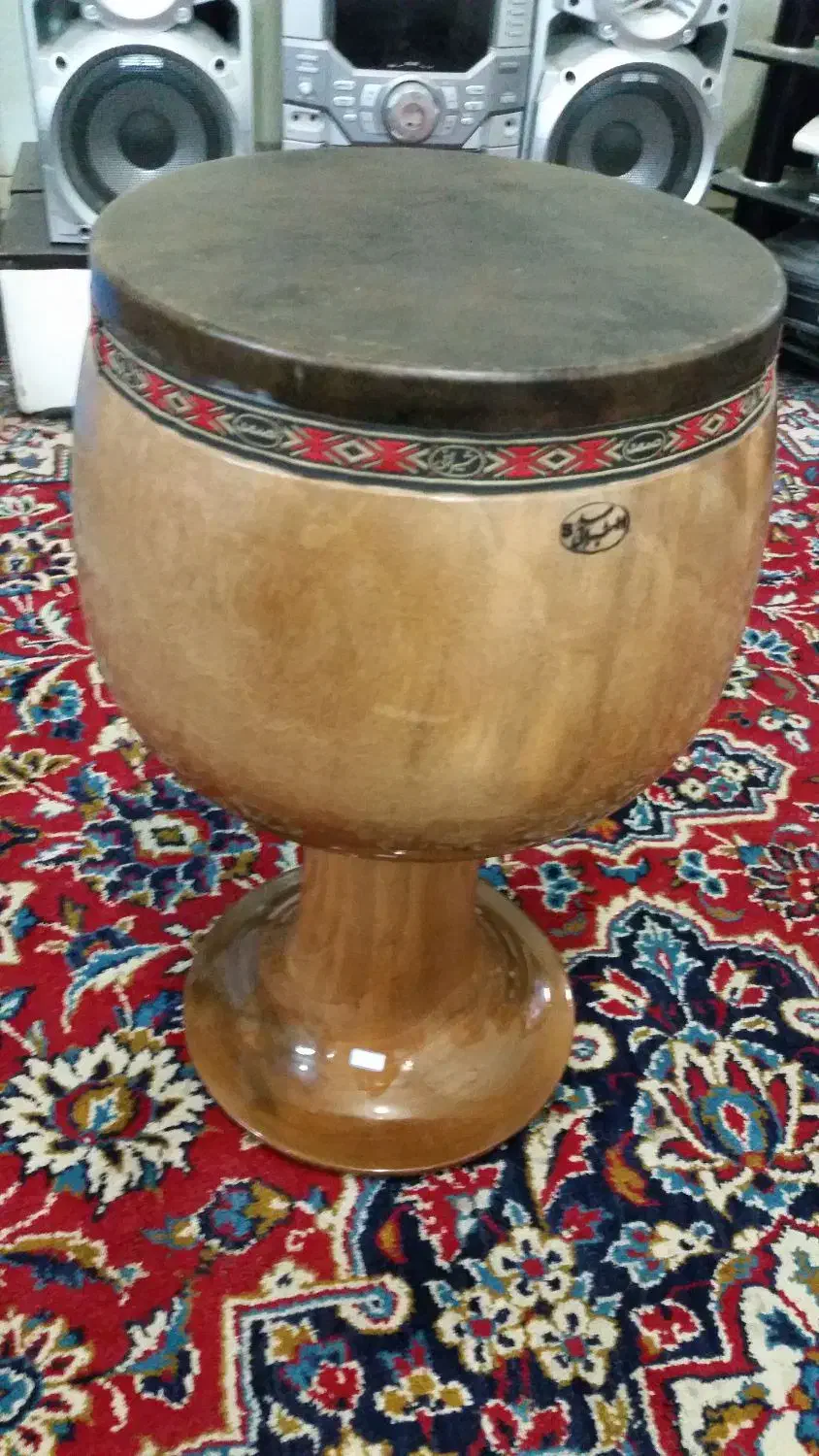 تمبک و تیمبائو و کاخن|درام و پرکاشن|شاهینشهر, خانه کارگر|دیوار