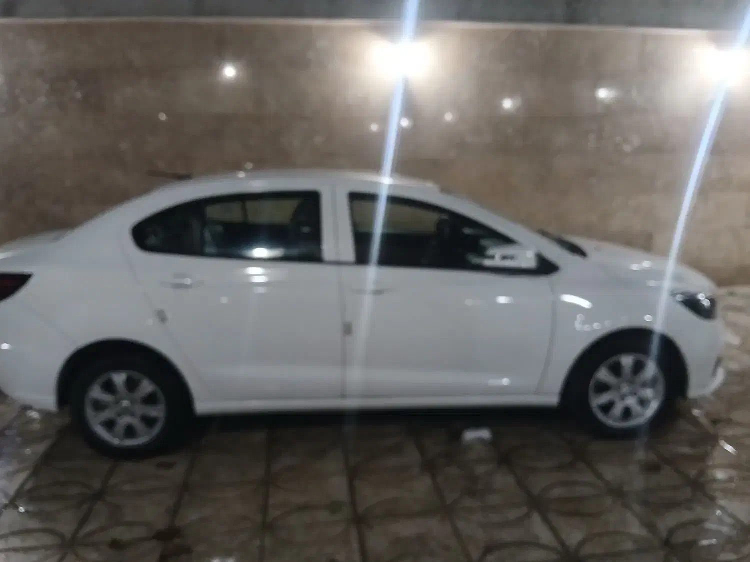 شاهین ۱۴۰۴|خودرو سواری و وانت|شهریار, فرارت|دیوار