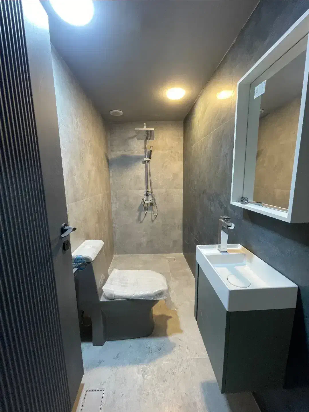 اجاره آپارتمان ۱۷۰ متری در حزین - طبقه آخر|اجارهٔ آپارتمان|لاهیجان, حزین|دیوار