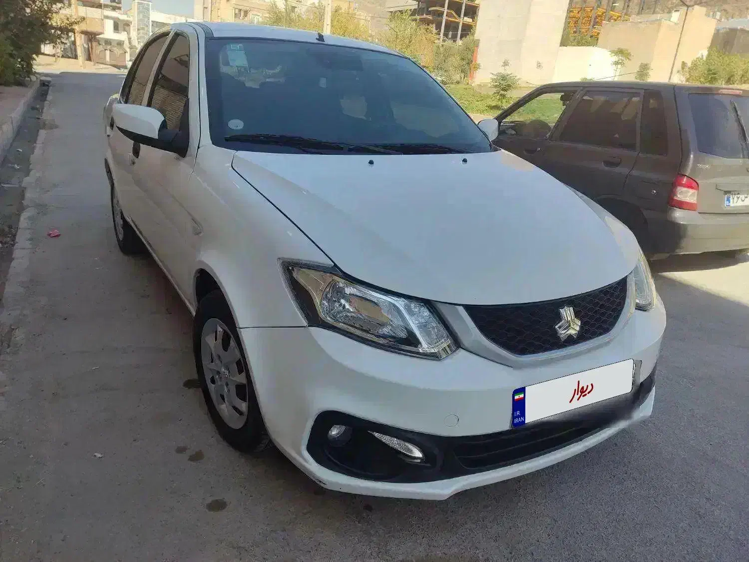 ساینا s مدل 1403 بیرنگ و ضربه|خودرو سواری و وانت|خرمآباد, |دیوار