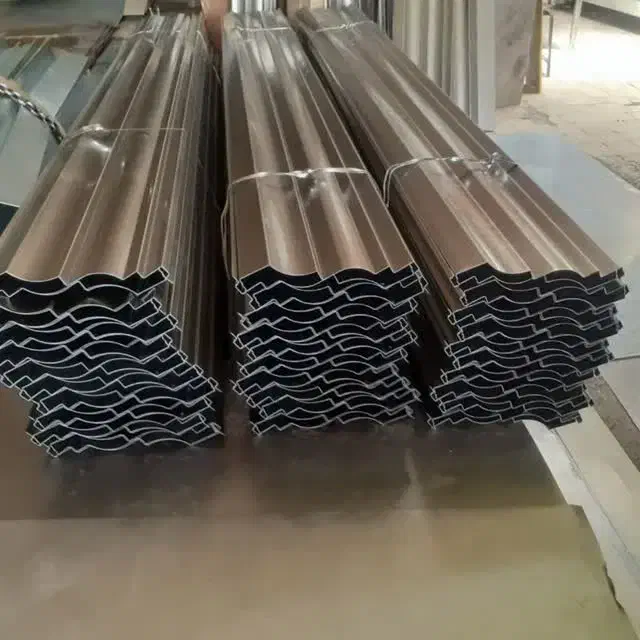 قاب سینه کفتری ابرو زد ضد سوله ورق عرشه فولادی|مصالح و تجهیزات ساختمان|اصفهان, لیمجیر|دیوار