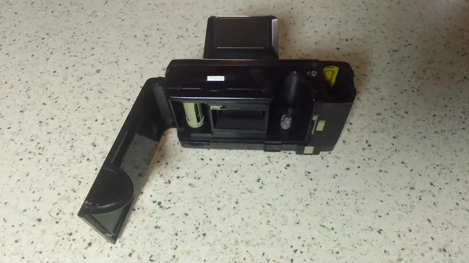 دوربین آنتیک yashika|دوربین عکاسی و فیلم‌برداری|محمدشهر, همایون ویلا|دیوار