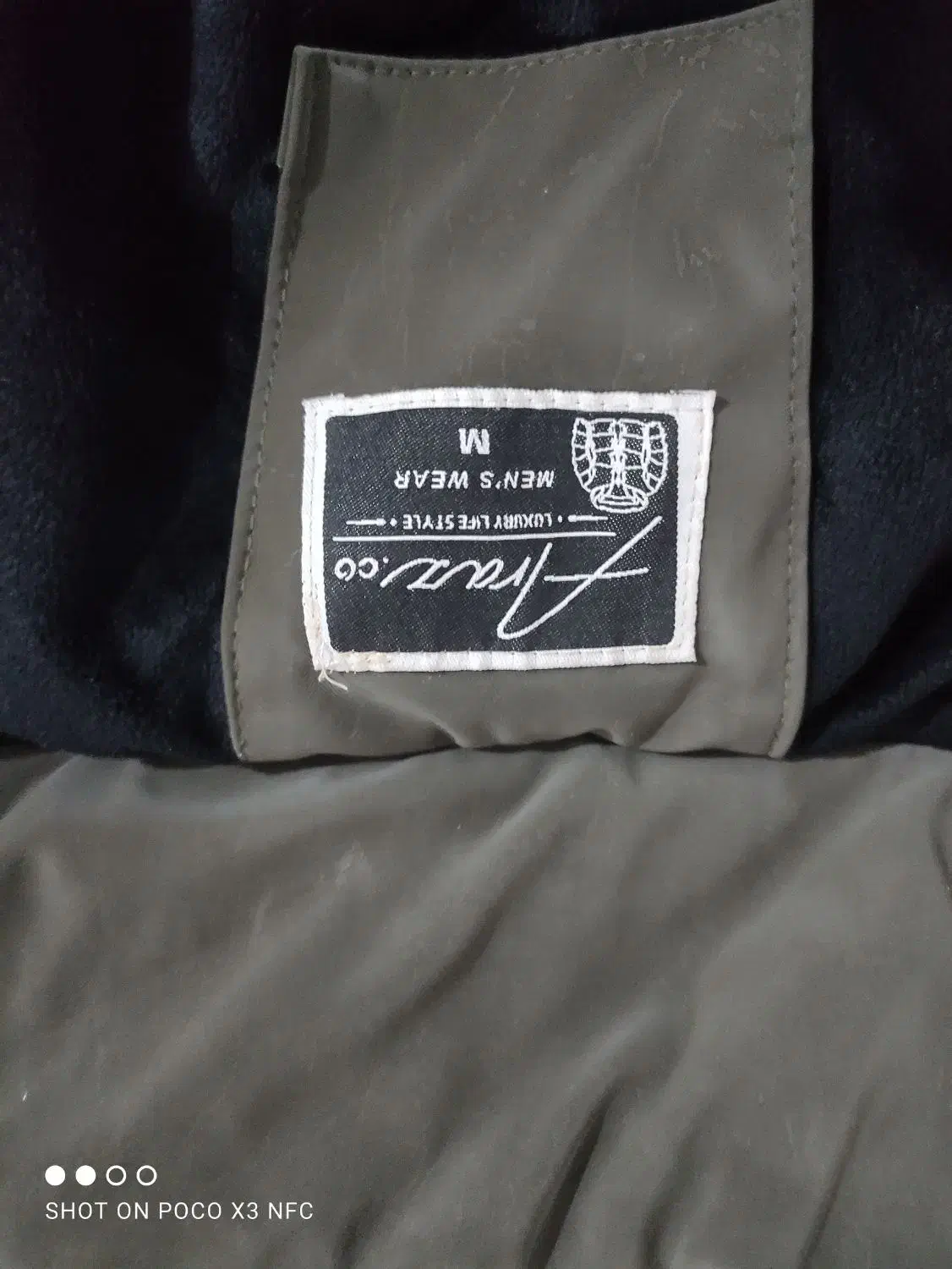 کاپشن پر|لباس|گنبد کاووس, |دیوار