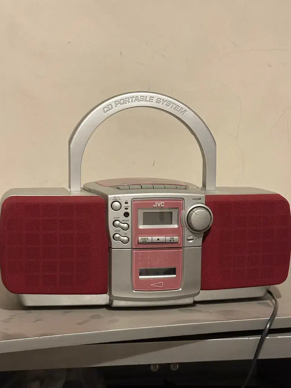 ضبط JVC- اتو پرسی Arcelik- چرخ خیاطی قدیمی Marshal|سیستم صوتی خانگی|تهران, هروی|دیوار