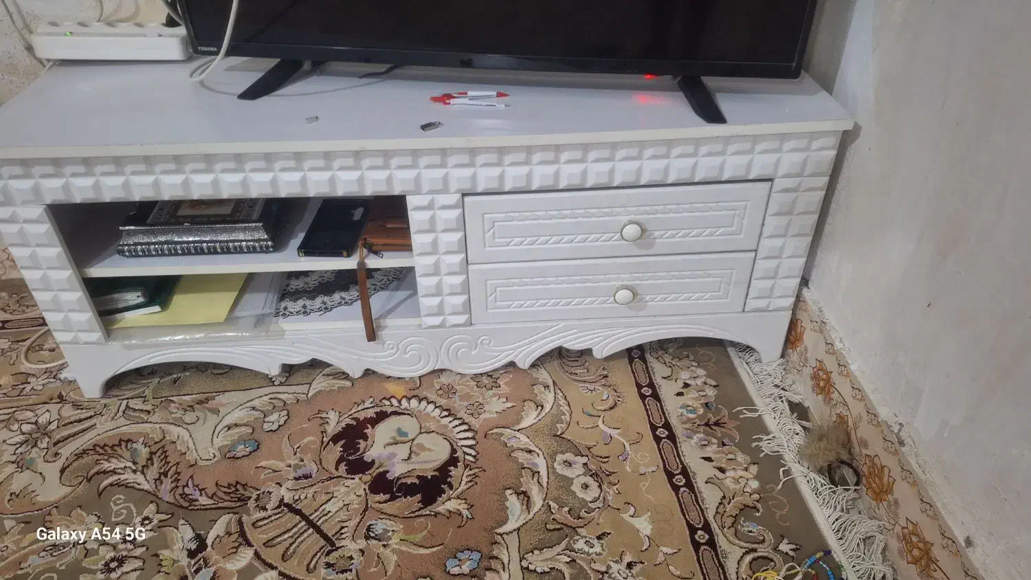 میز تی وی تمیز بدون شکستگی|میز تلویزیون|یاسوج, |دیوار