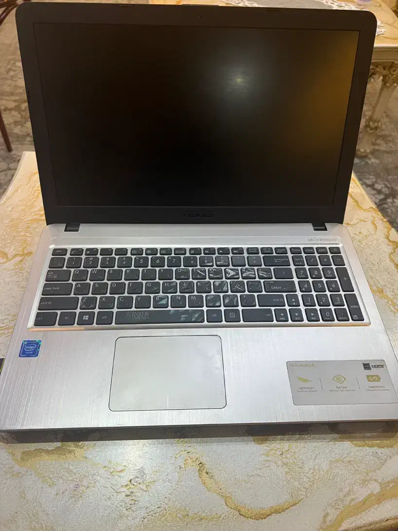 لپ تاپ asus ایسوس ۱۵.۶ اینچ رم ۴ حافظه یک ترابایت|رایانه همراه|شیراز, فرهنگ شهر|دیوار