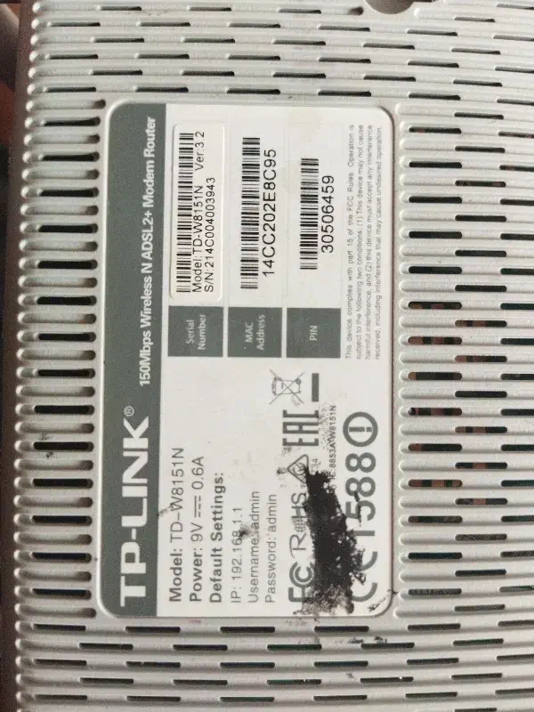 دو عدد مودم و یک عدد سویچ 8پورت|مودم و تجهیزات شبکه|جیرفت, |دیوار