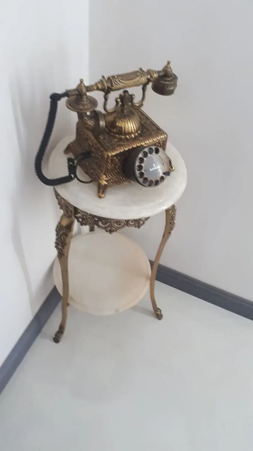 میز و تلفن برنز|میز تلفن|خرمآباد, |دیوار