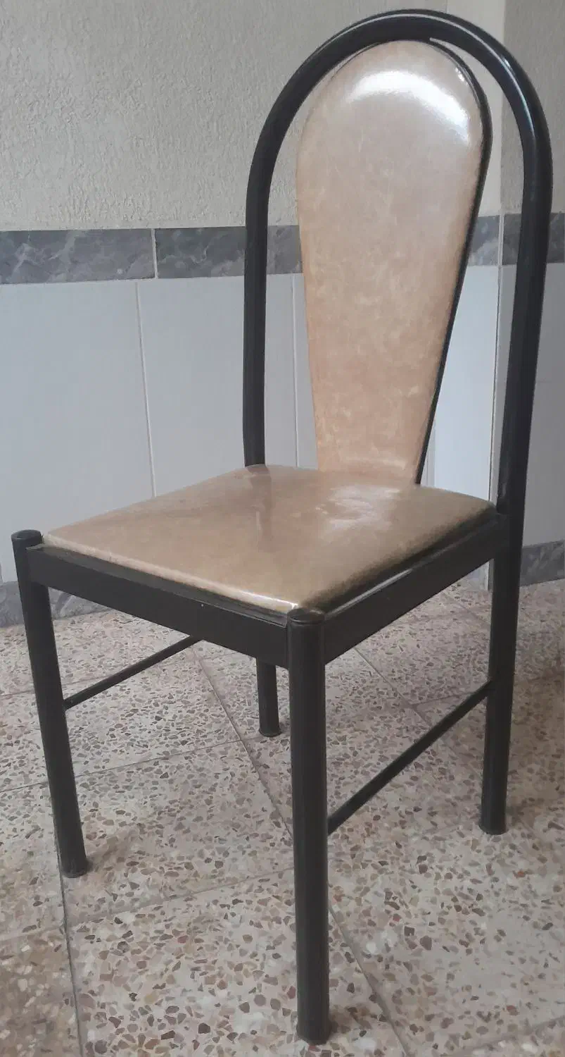 صندلی|صندلی و نیمکت|لاهیجان, شهرک جانبازان|دیوار