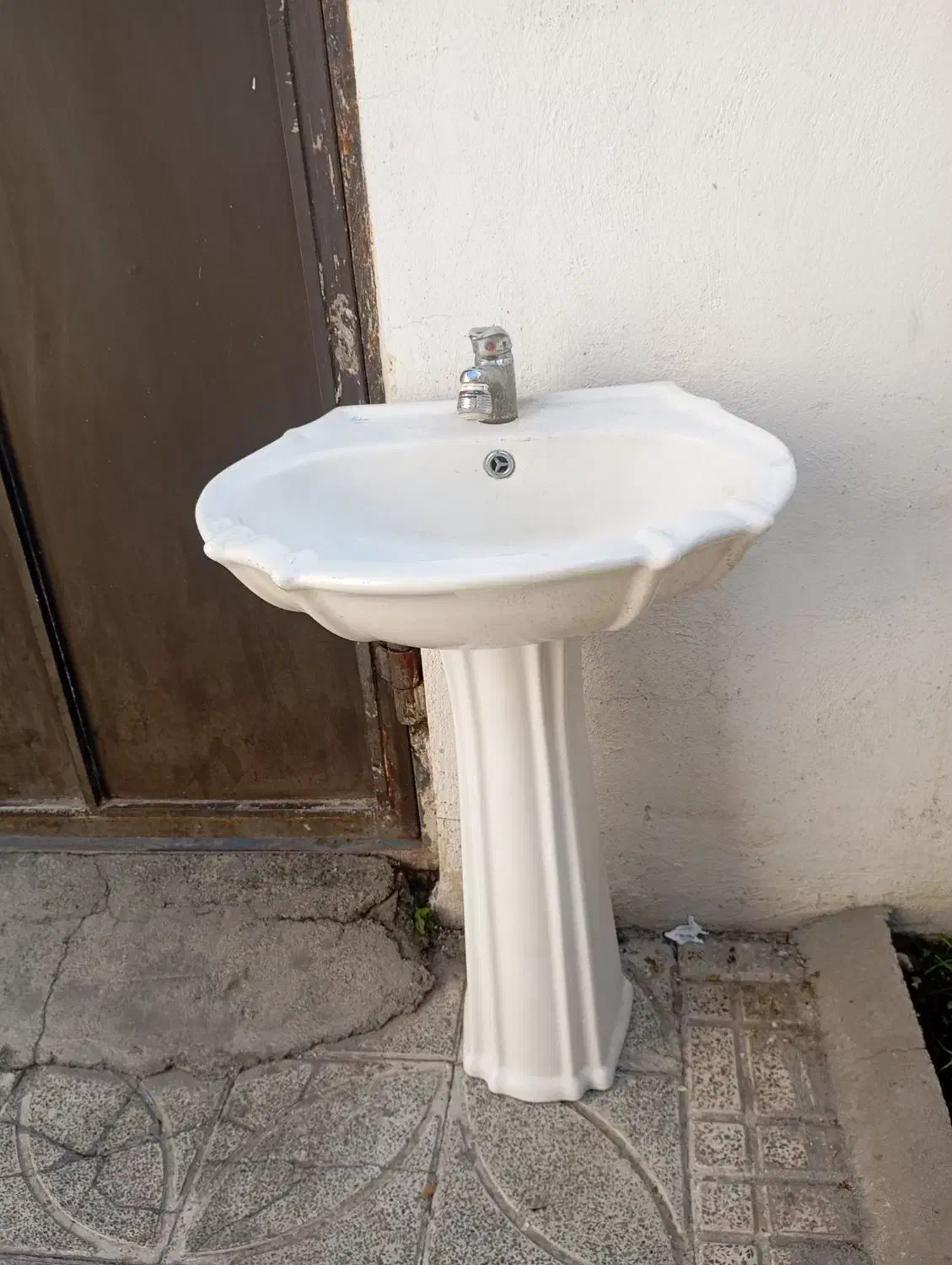 باپایه وشیرپایین ترین قیمت|لوازم حمام|کرج, عظیمیه|دیوار