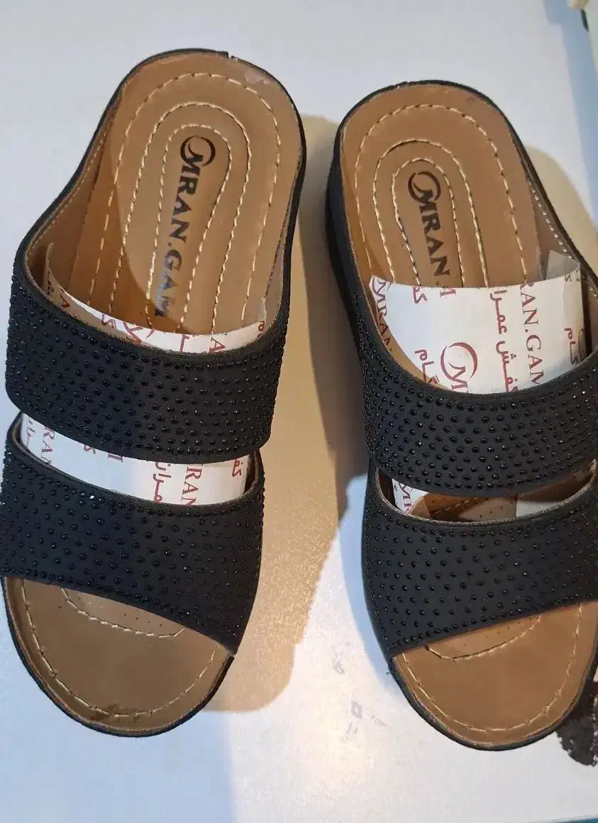 دمپایی مجلسی|کیف، کفش، کمربند|مشهد, دانشجو|دیوار