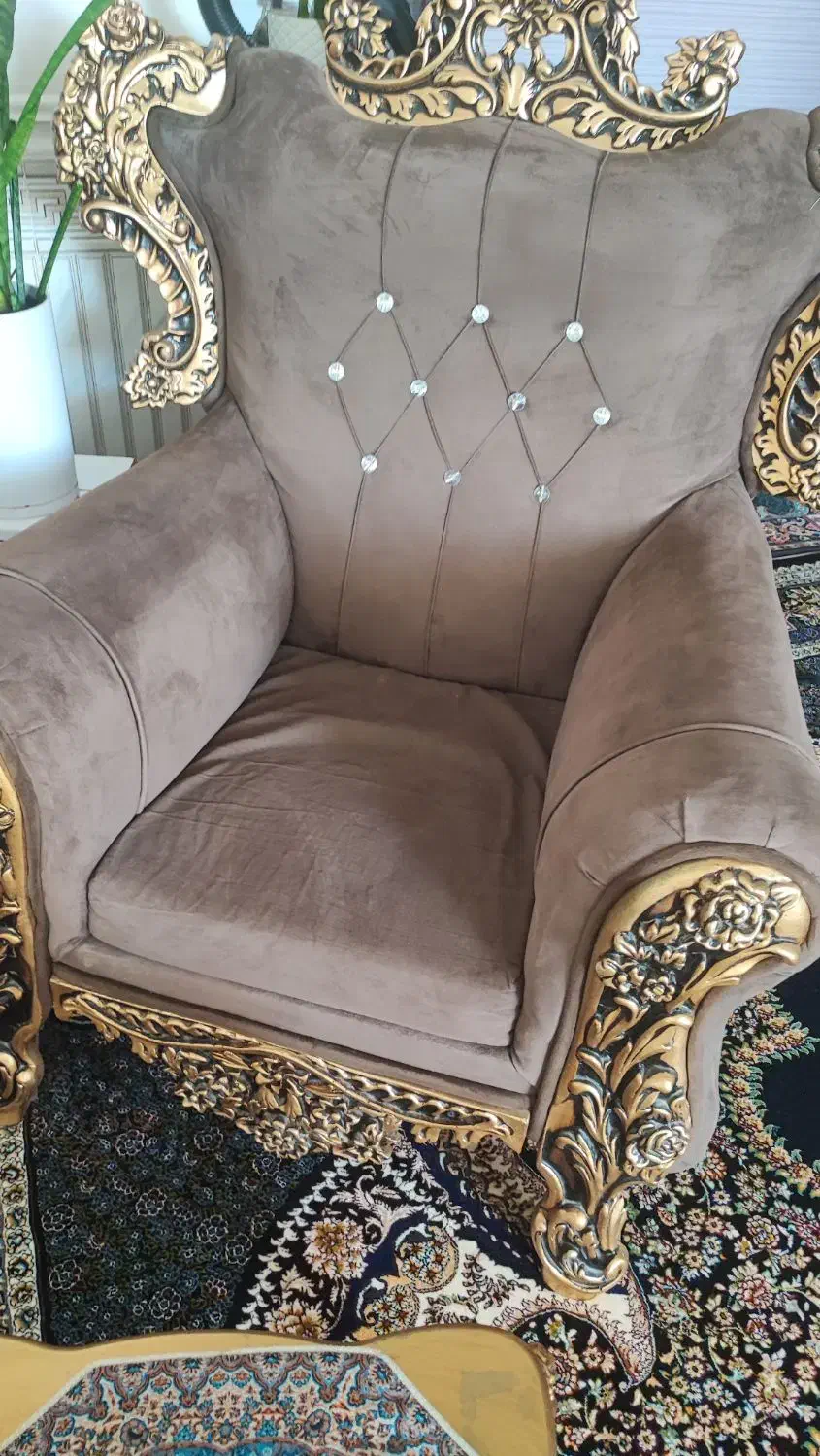 مبل دست دوم هفت نفره|مبلمان خانگی و میز عسلی|یاسوج, |دیوار