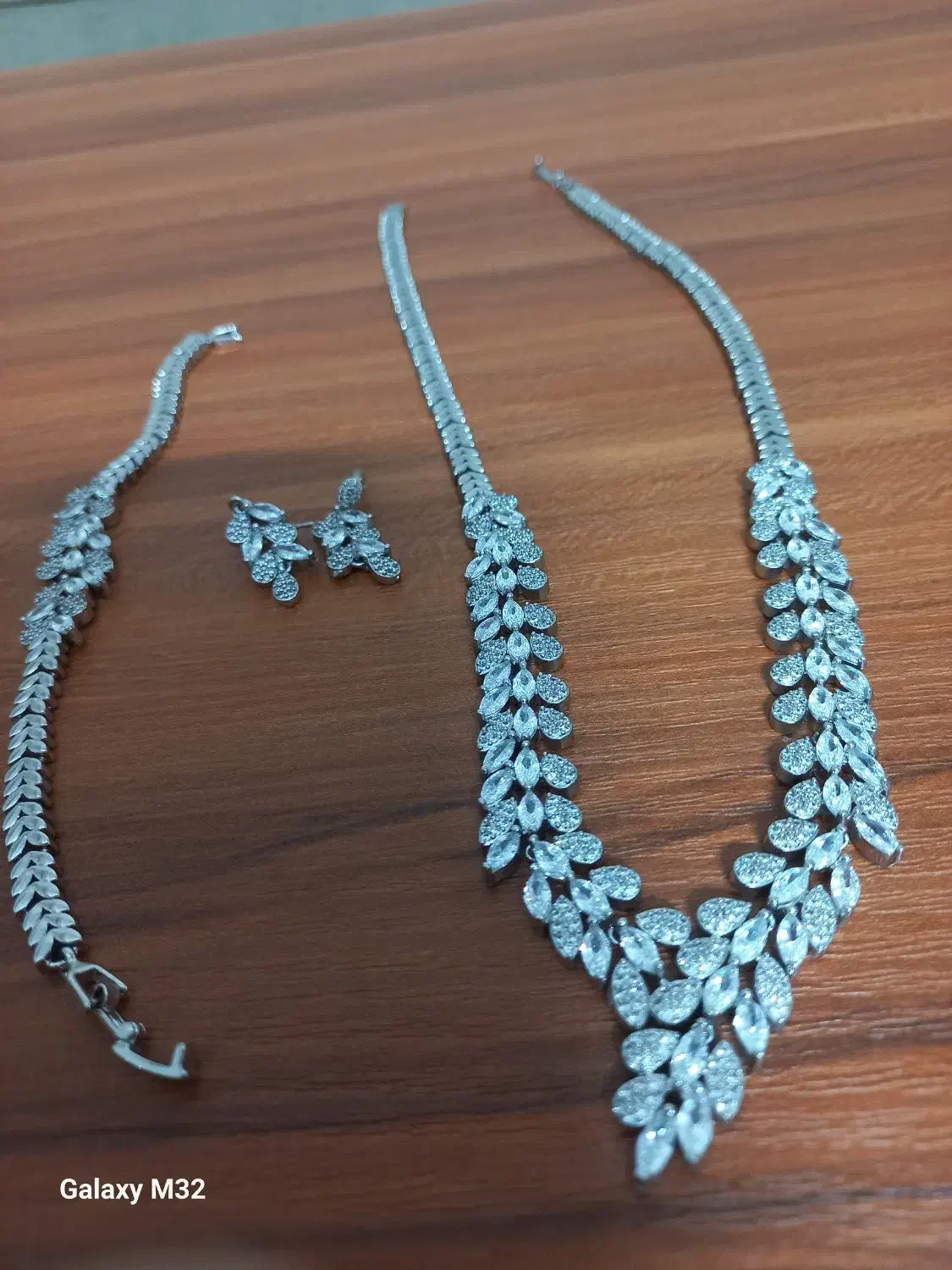 سرویس کامل مجلسی آبکاری رودیوم|بدلیجات|تهران, شادآباد|دیوار