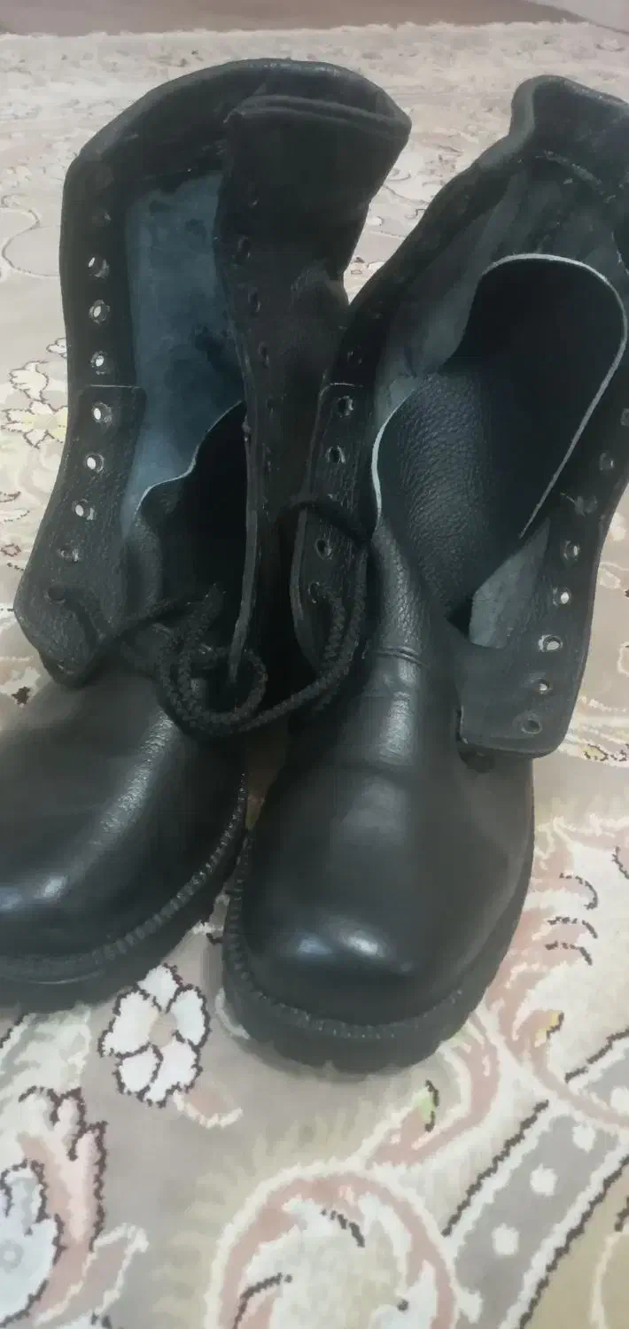 پوتین نو|کیف، کفش، کمربند|گرگان, |دیوار