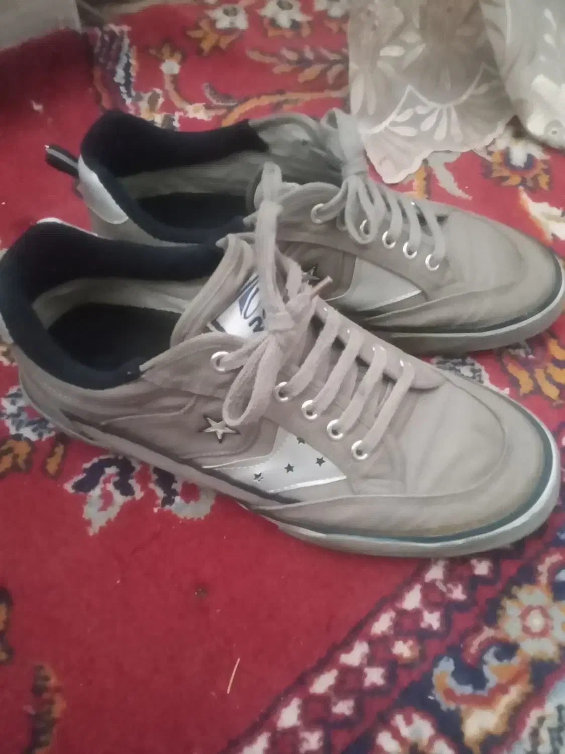 سلام خدمت همشهریان|کیف، کفش، کمربند|اقبالیه, |دیوار