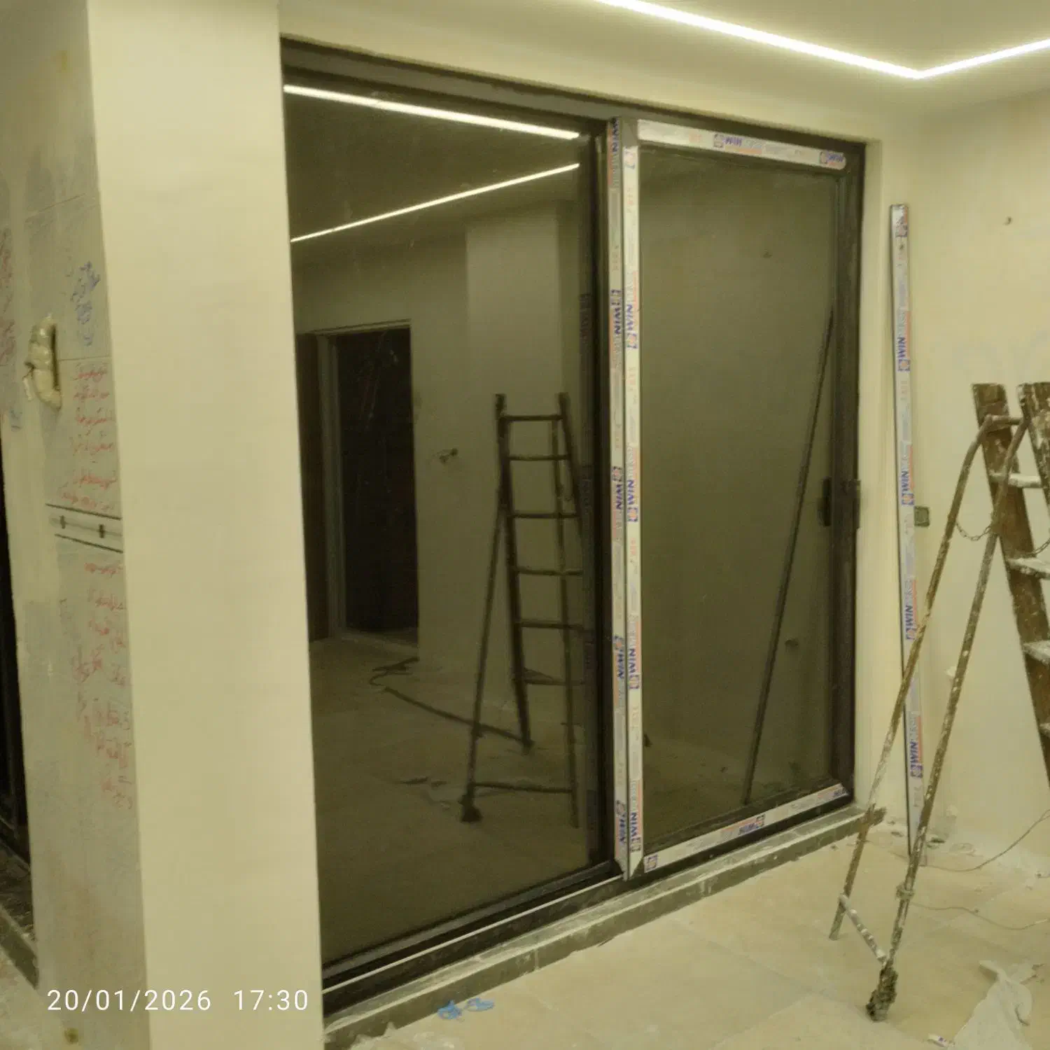 درب و پنجره دوجداره و چندجداره ( یو پی وی سی )|مصالح و تجهیزات ساختمان|ری, بازار آهن|دیوار