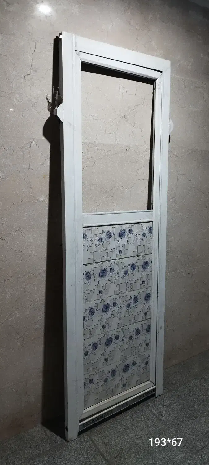 در آلمنیومی بازاری نو ابعاد 193*67|مصالح و تجهیزات ساختمان|هشتگرد, شهرک ولیعصر (مصلی)|دیوار