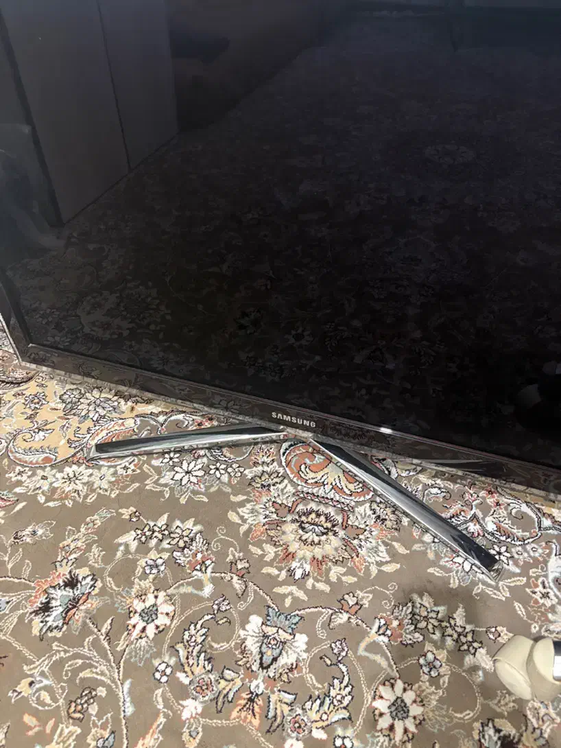 تلویزیون ۴۰ اینچ سامسونگ|تلویزیون و پروژکتور|مشکیندشت, |دیوار