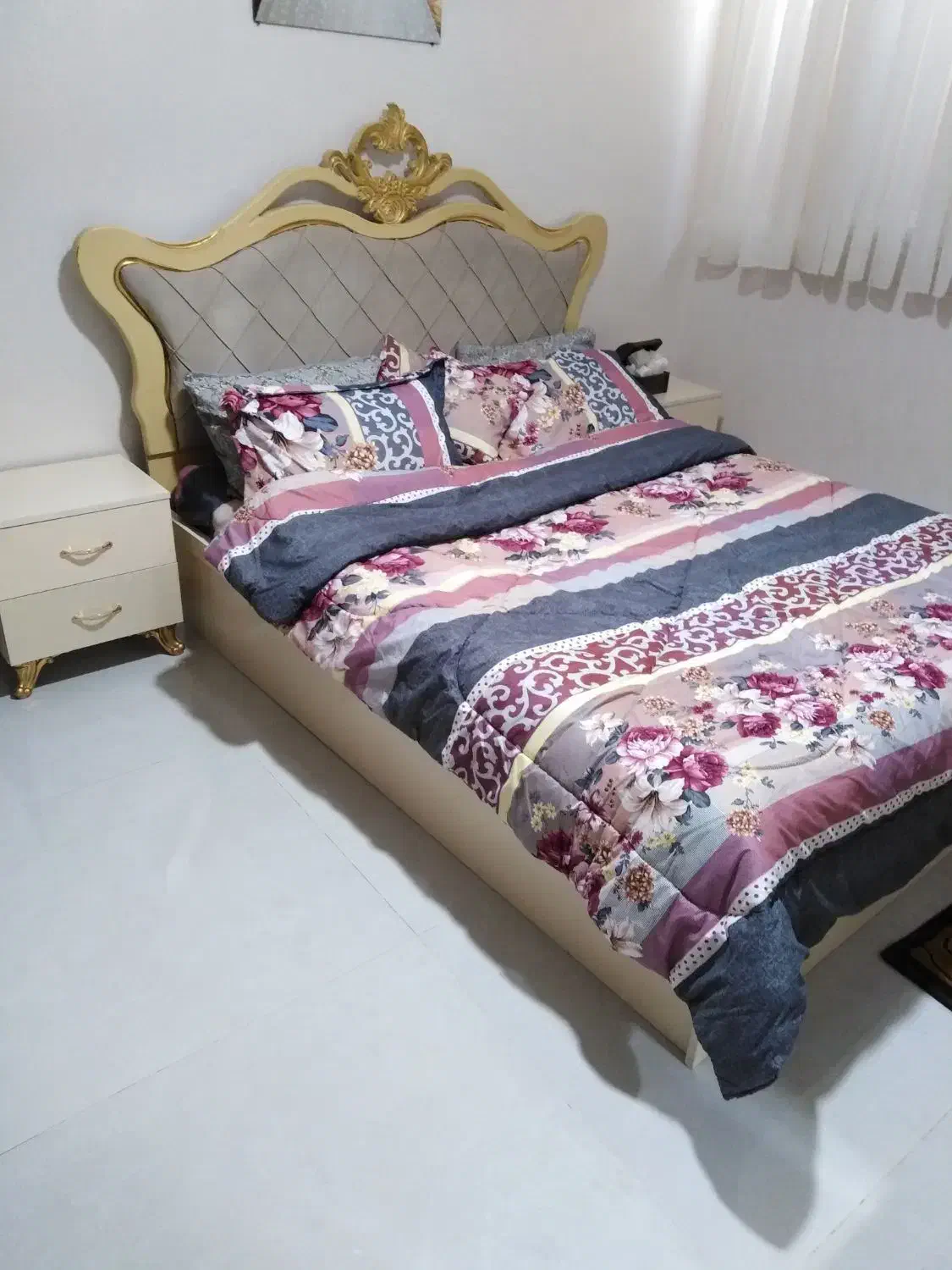 سرویس خواب دو نفره ی شرکتی در حد صفر|تخت و سرویس خواب|سقز, |دیوار