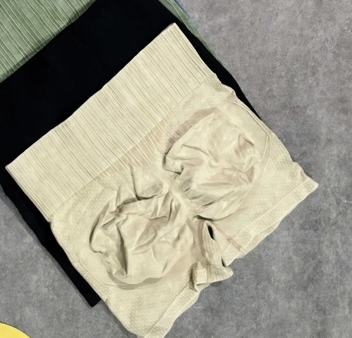 ۳عدد شورتک و یک عدد لگ ورزشی|لباس|تهران, امیریه|دیوار