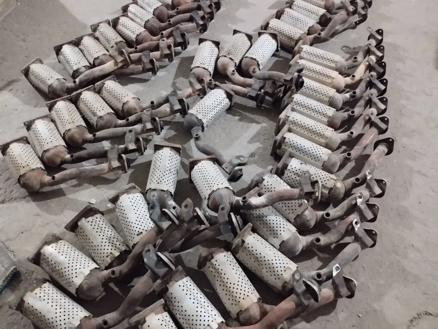 فروش کاتالیزور و خرید کاتالیزور|قطعات یدکی و لوازم جانبی|اسلام‌شهر, شهرک قائمیه|دیوار