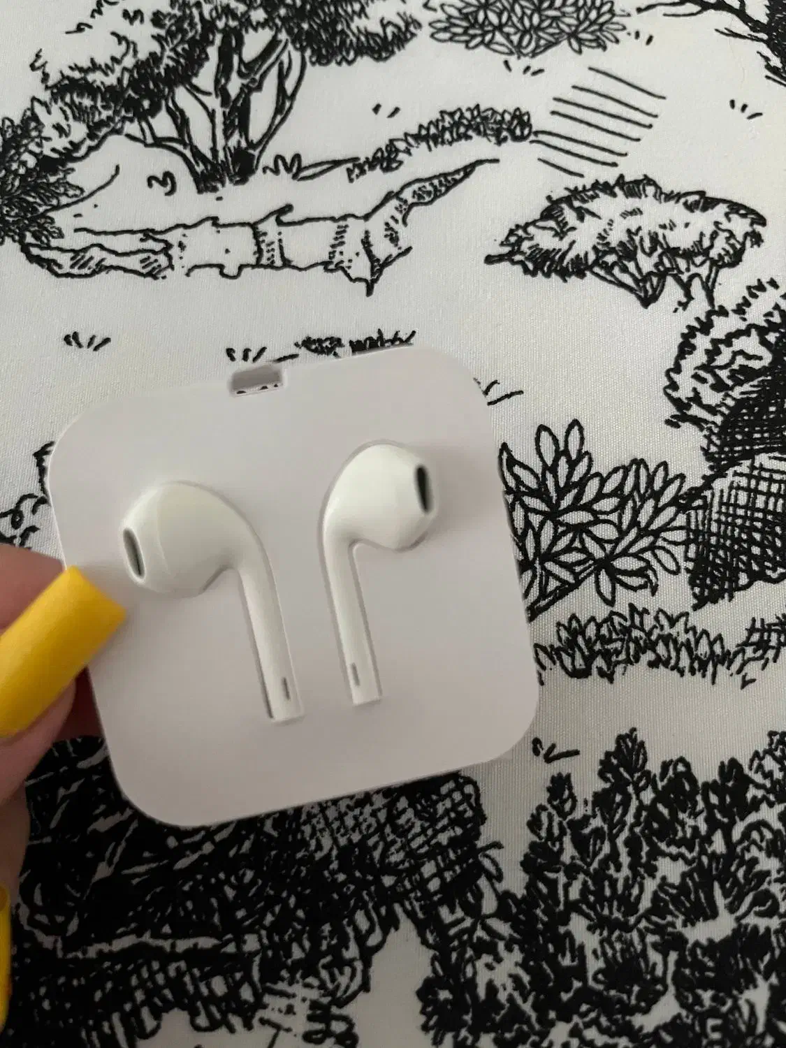 هندسفری آیفون سیمی مدل ایرپاد نو تعداد محدود|لوازم جانبی موبایل و تبلت|تبریز, |دیوار