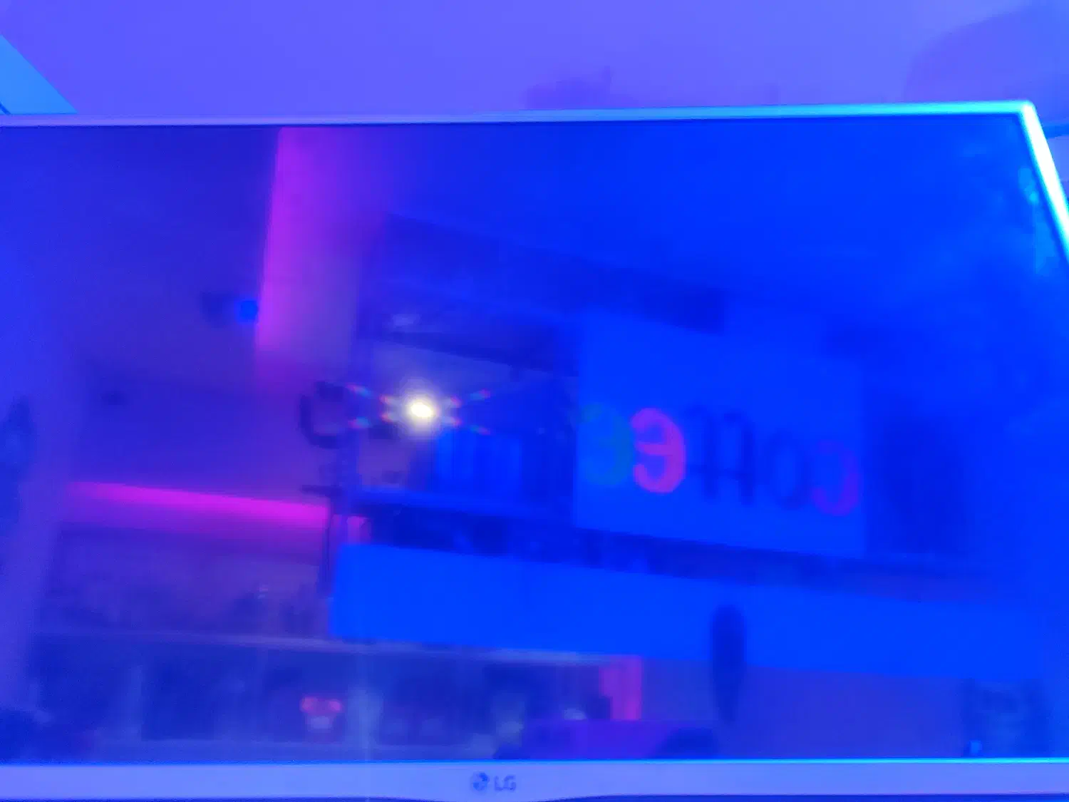 42ایکس ویژن|تلویزیون و پروژکتور|دوگنبدان, |دیوار