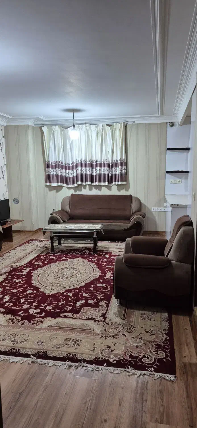 آپارتمان مبله در بهترین لوکیشن|اجارهٔ کوتاه‌مدت آپارتمان و سوئیت|شیراز, دلجو|دیوار