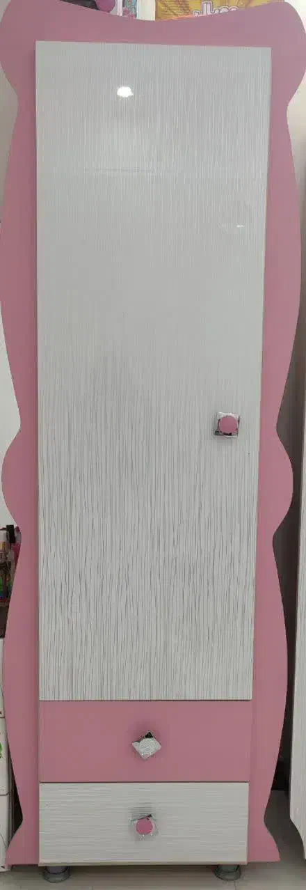 کمد زیبای دخترانه|اسباب و اثاث بچه|مشهد, سرافرازان|دیوار