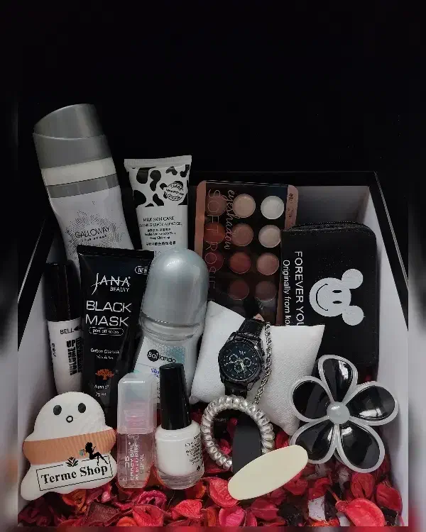 آنلاین شاپ اکسسوری کادویی|زیورآلات و اکسسوری|اصفهان, درب سیبه علیا|دیوار