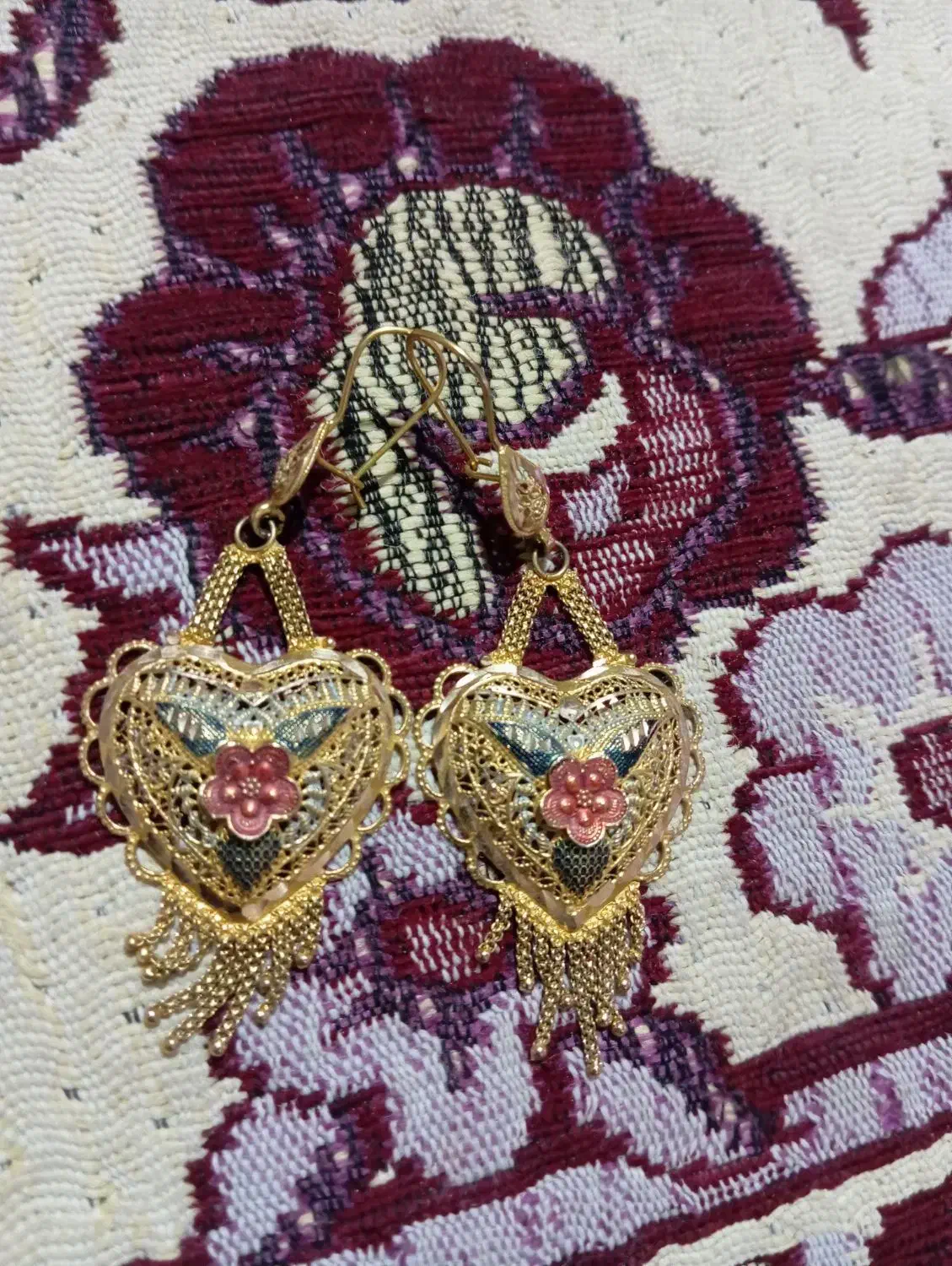 گوشواره طلا|جواهرات|خاش, |دیوار