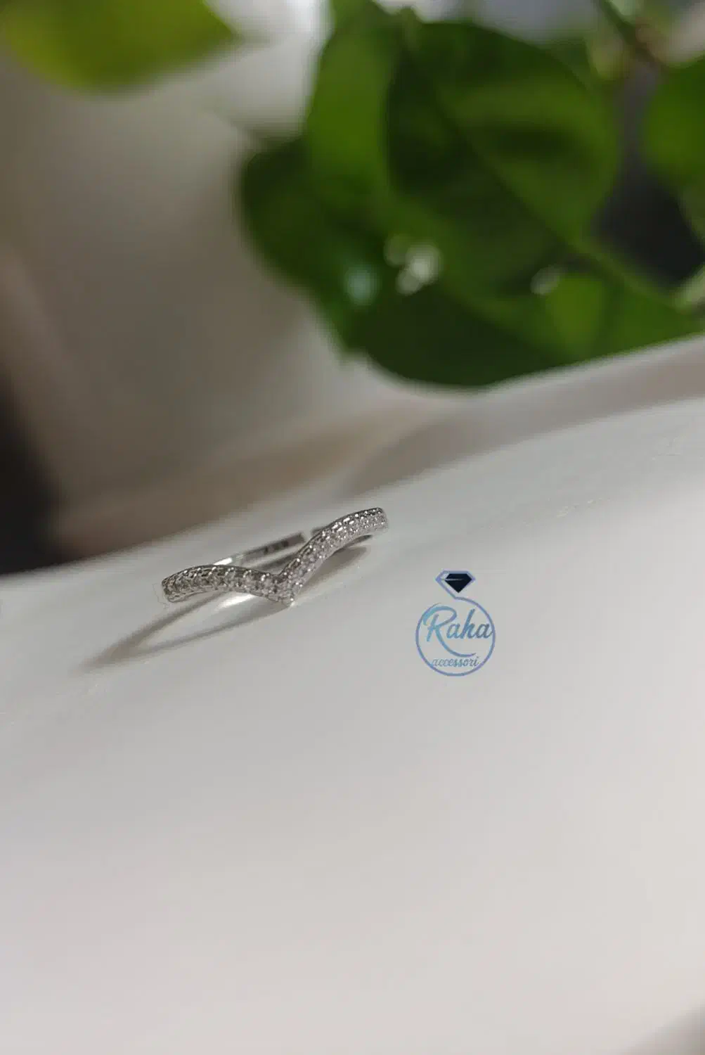 انگشتر ظریف رنگ ثابت|جواهرات|کرمانشاه, |دیوار