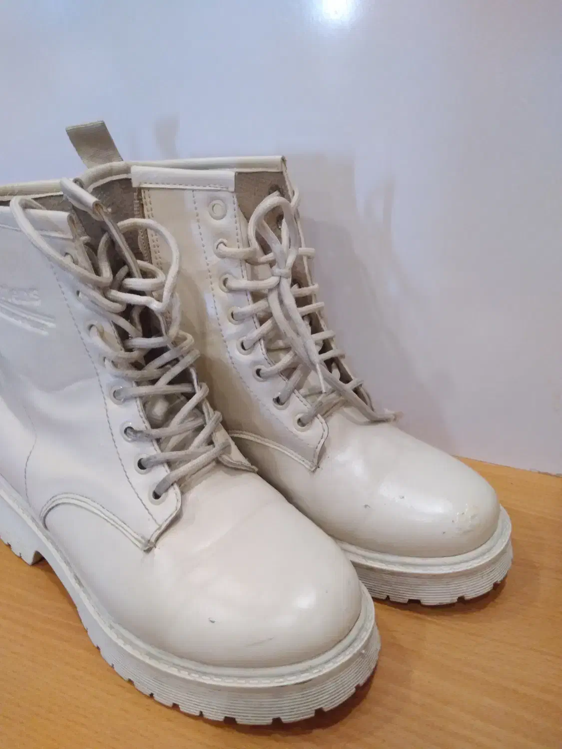 نیم بوت|کیف، کفش، کمربند|تبریز, |دیوار