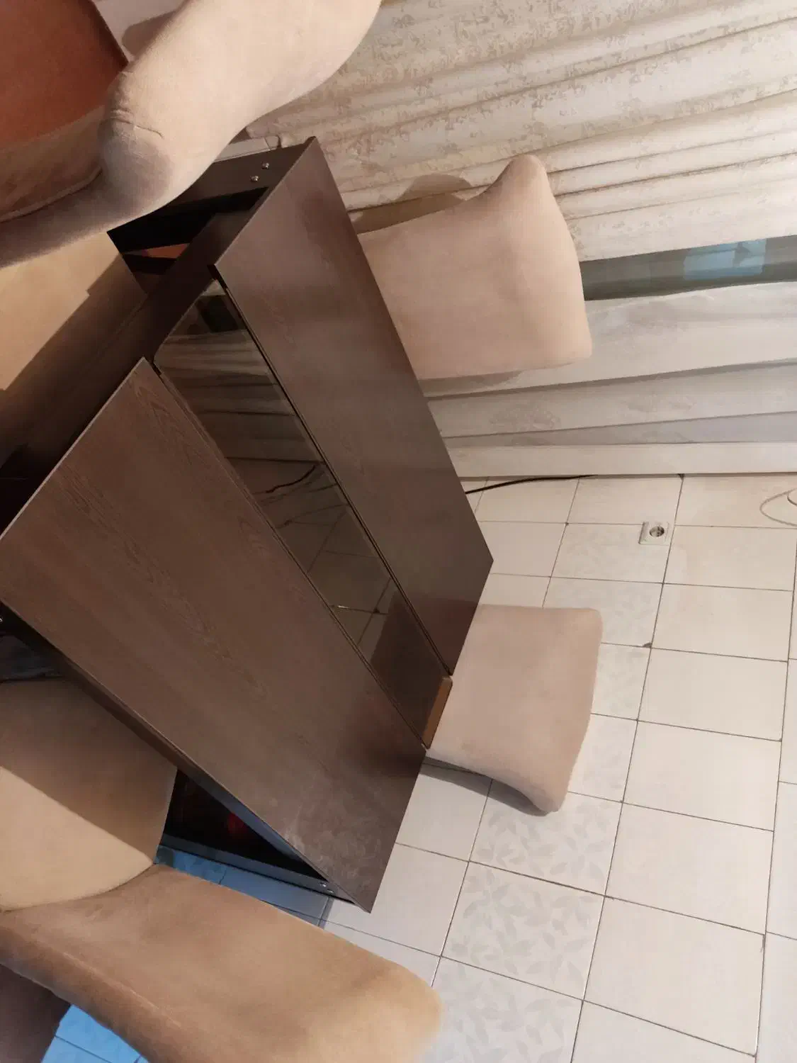 میز غذاخوری ۴نفره|میز و صندلی غذاخوری|نسیمشهر, |دیوار