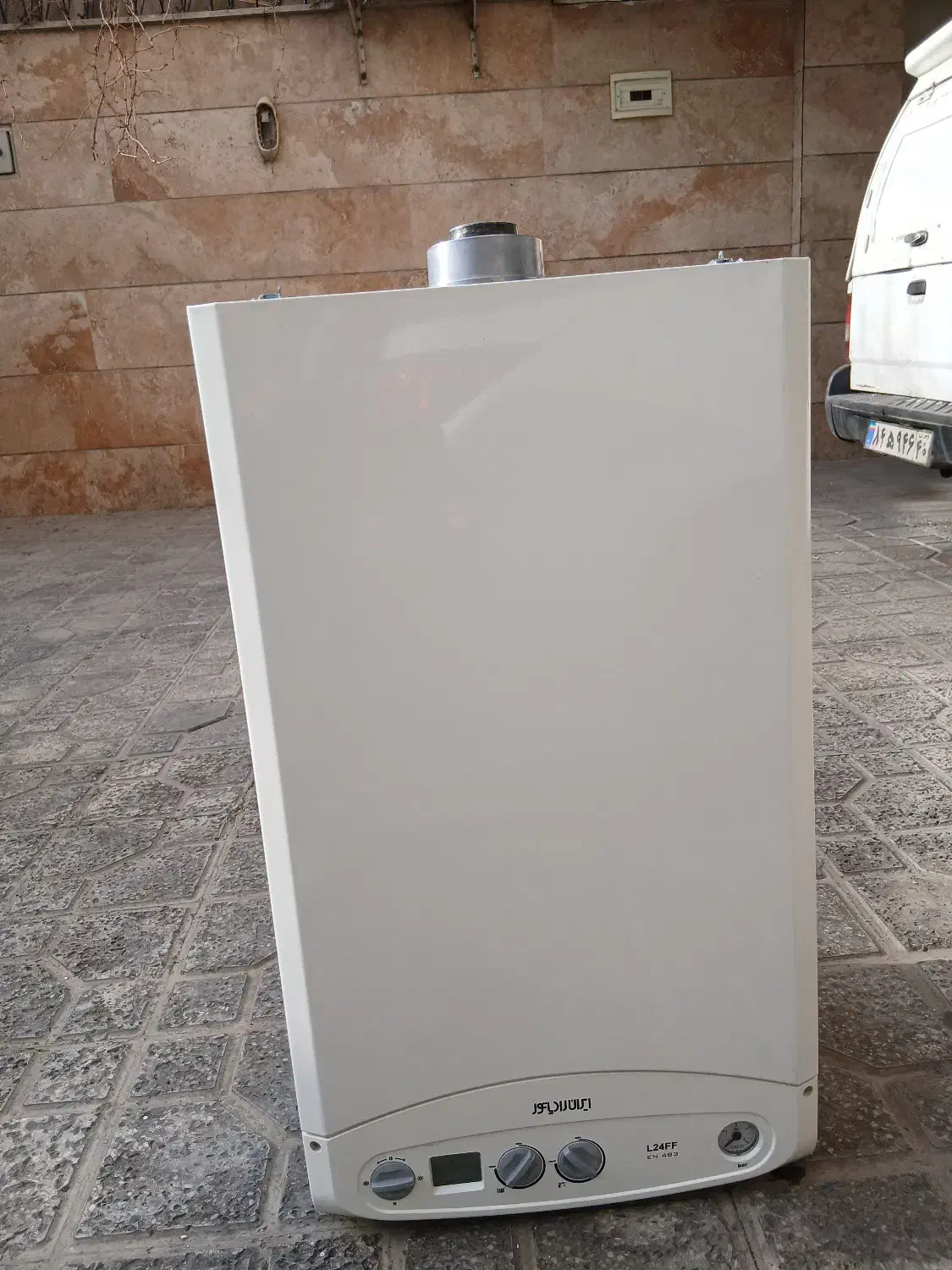 پکیچ ایران رادیاتور L24|آبگرمکن، پکیج، شوفاژ|باقرشهر, |دیوار