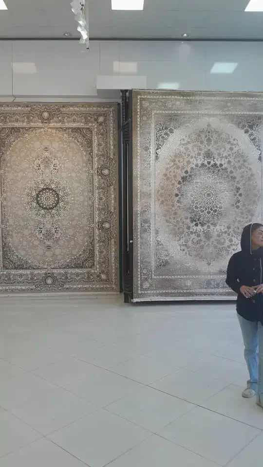 فرش کلاستیک.۱۲۰۰|فرش|شیراز, قلات|دیوار