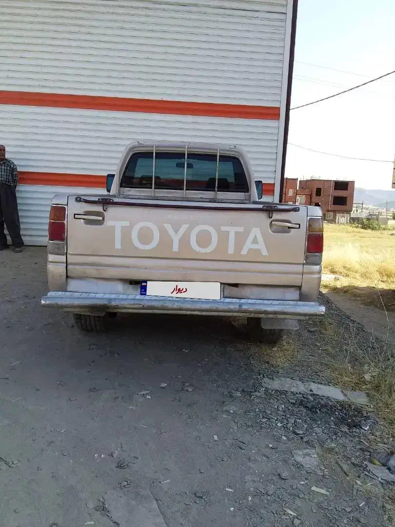 Toyota isuzu|خودرو سواری و وانت|مریوان, |دیوار