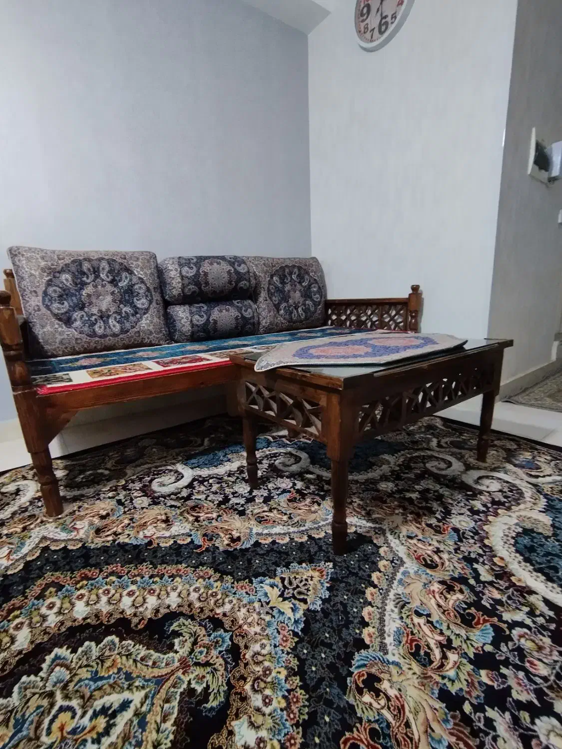 تخت سنتی|مبلمان خانگی و میز عسلی|قزوین, |دیوار