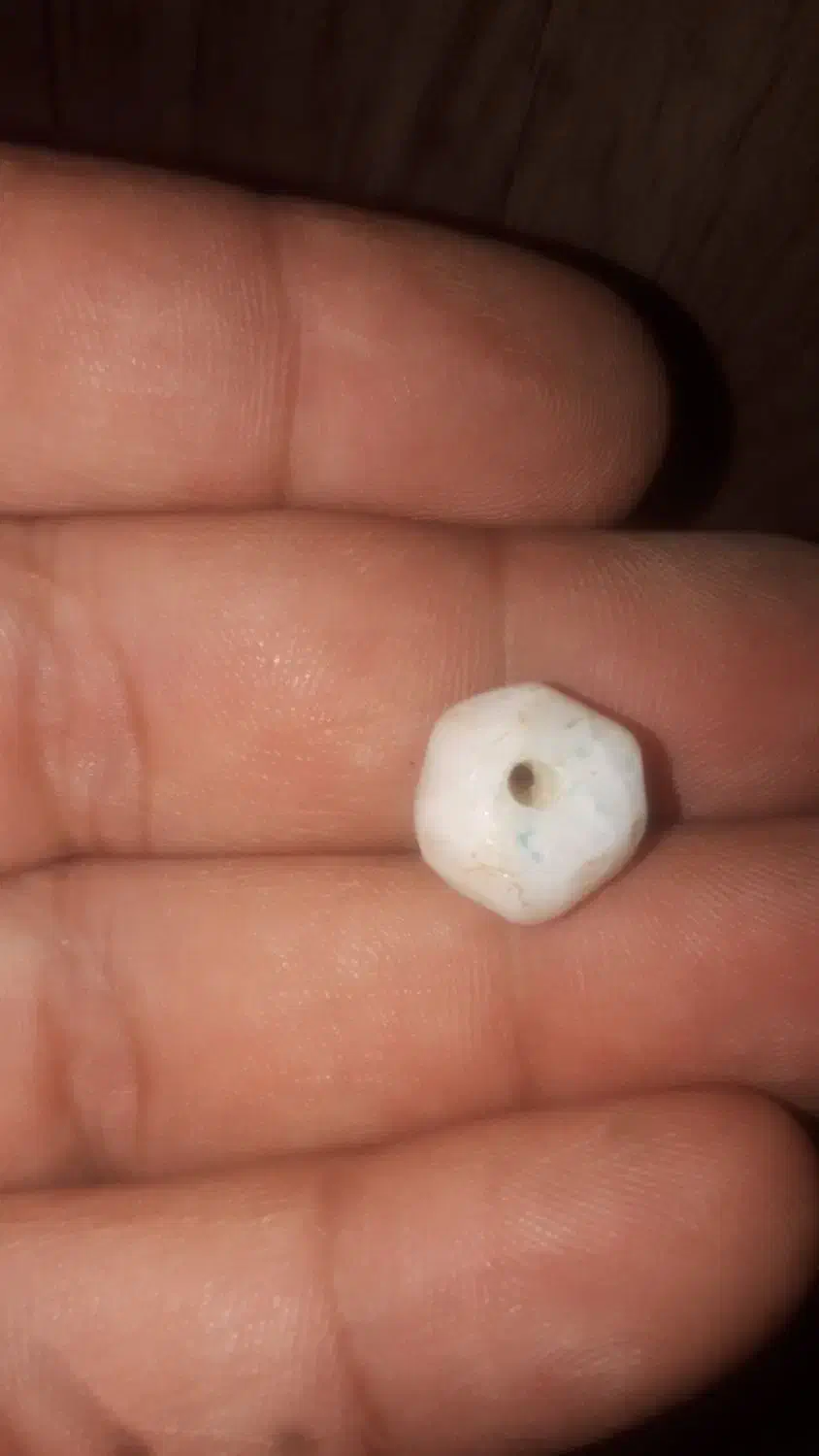 مهره|کلکسیون اشیاء عتیقه|زرین آباد, |دیوار