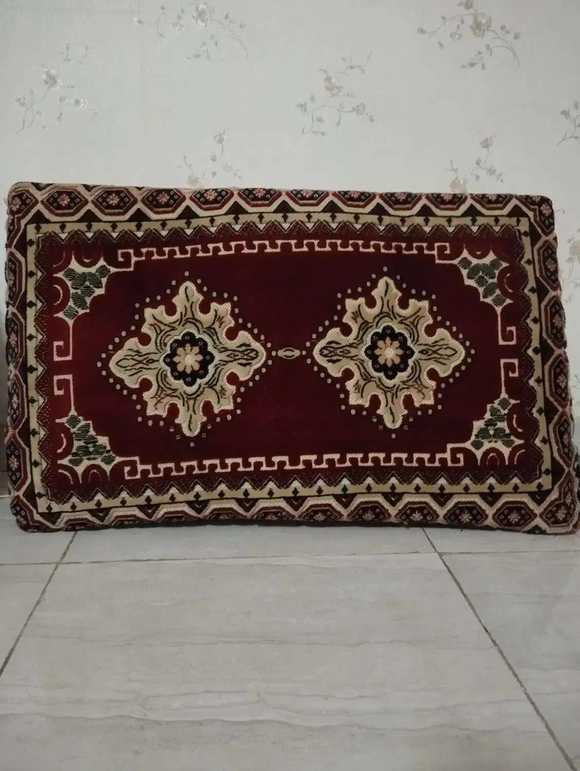 ۴عدد پشتی|پشتی|فومن, |دیوار