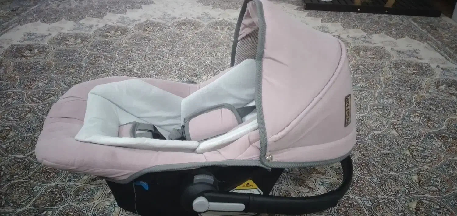 کریر در حد نو|کالسکه و لوازم جانبی|قم, شهرک امام حسن|دیوار