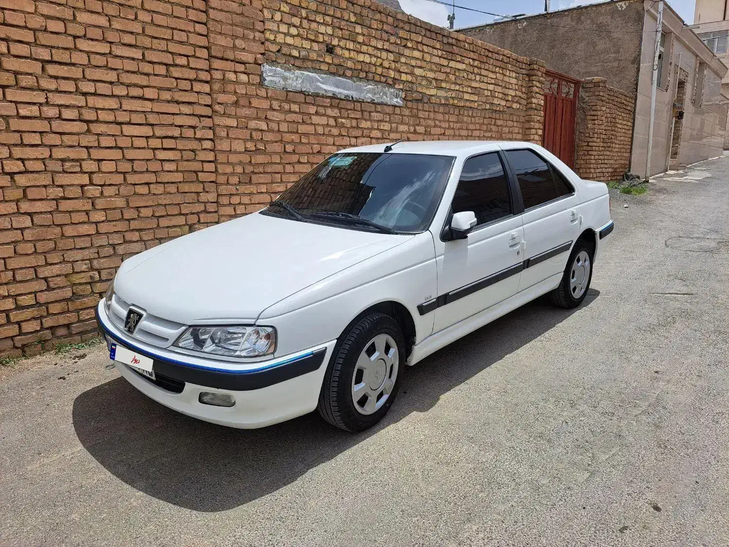 پژو پارس xu7p کمکار 1401 خانگی مشابه صفر سفارشی|خودرو سواری و وانت|اصفهان, سروستان|دیوار