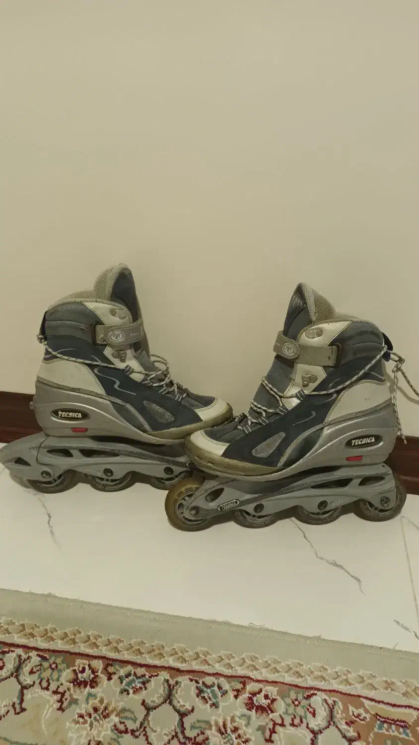 کفش اسکیت|دوچرخه، اسکیت، اسکوتر|گرمدره, |دیوار