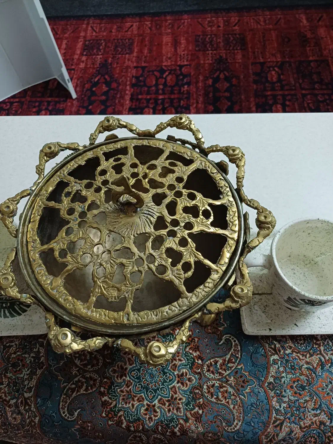 سماور برنجی|کلکسیون اشیاء عتیقه|کردکوی, |دیوار