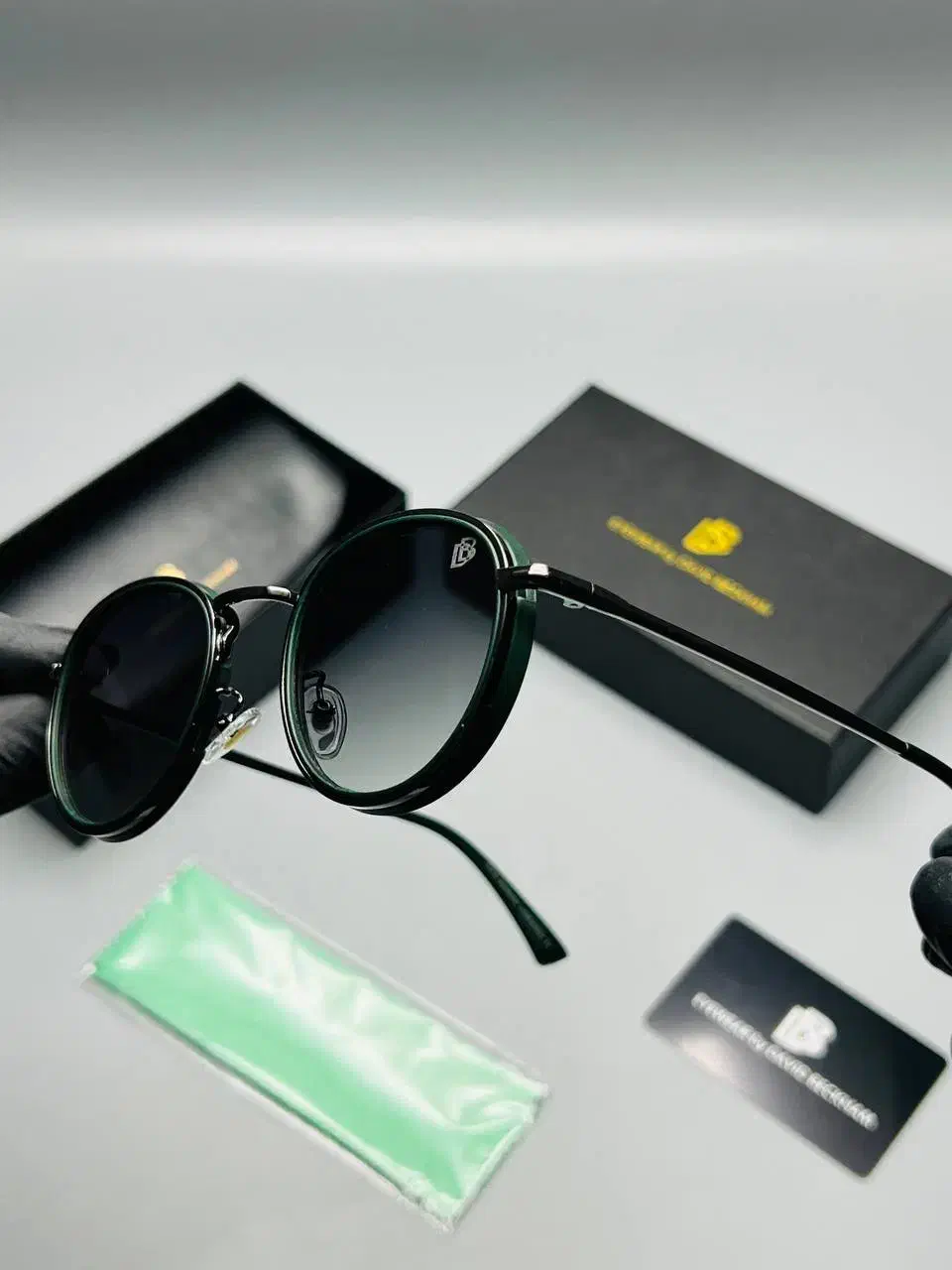 عینک دیوید بکهام|بدلیجات|مشهد, چهارچشمه|دیوار